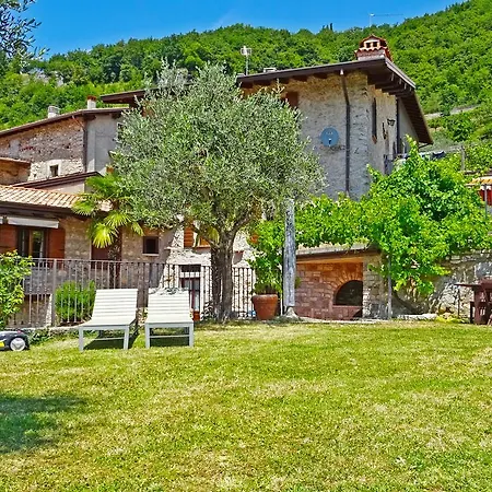 Holiday home Casa Cortili Garda Summer By Gardadomusmea *